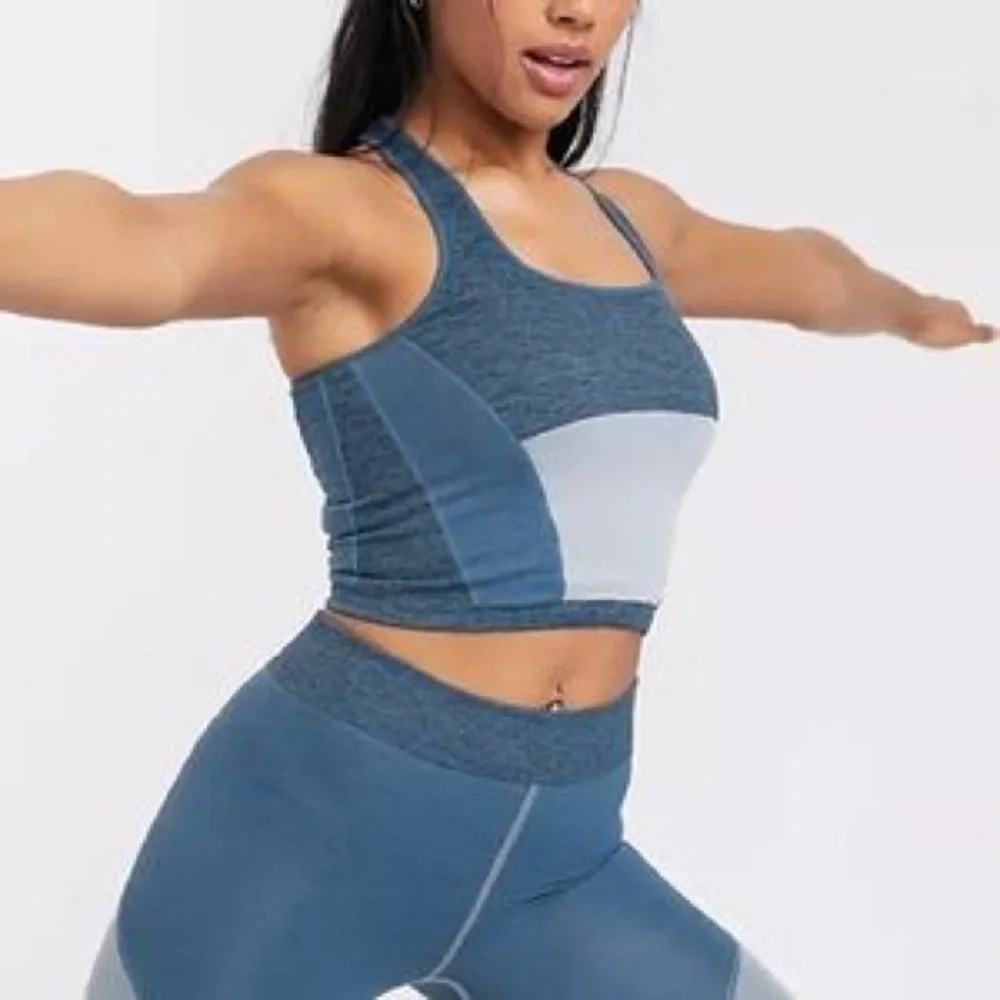 NWOT! FP Free People Movement Pop Life Crop Sz XS/S - Picture 5 of 9